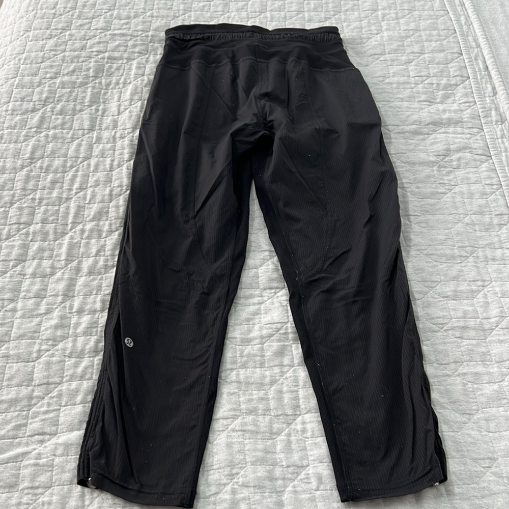 Lululemon Dance Studios Cropped - image 2